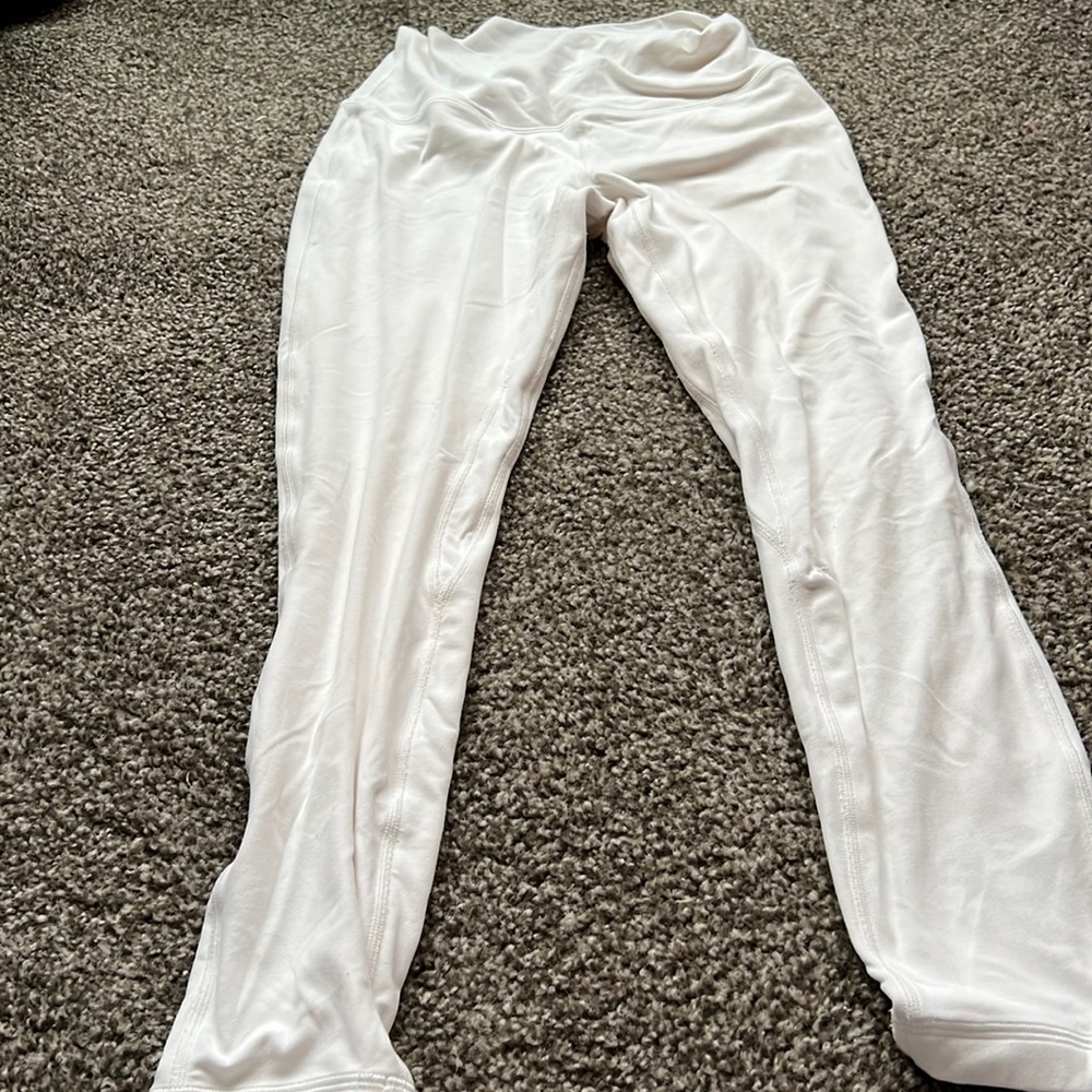 Lululemon Align Pant Size 6 7/8 length.